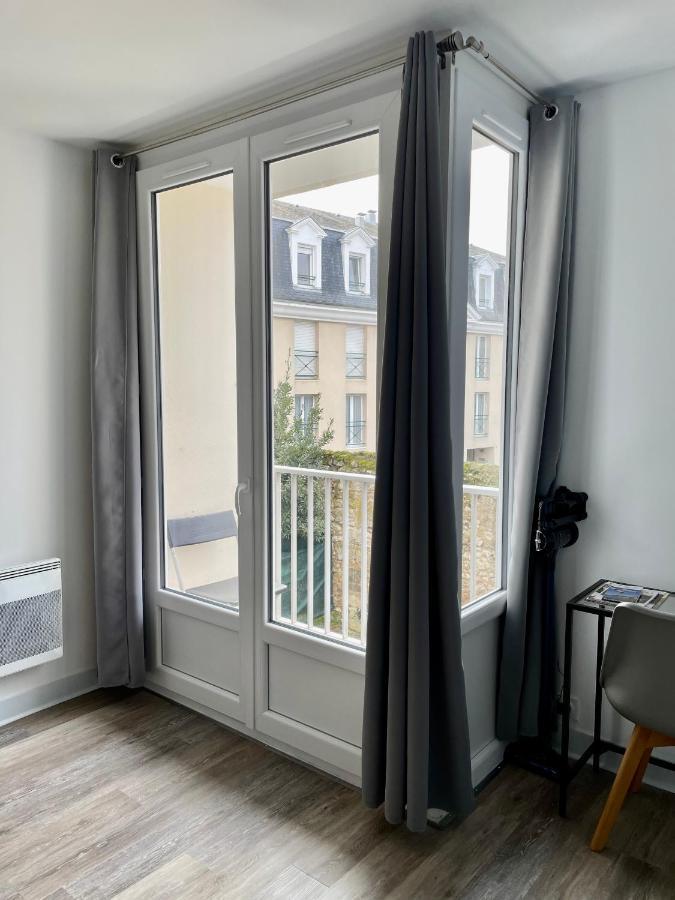 Studio En Centre Ville De Vendome Exterior photo